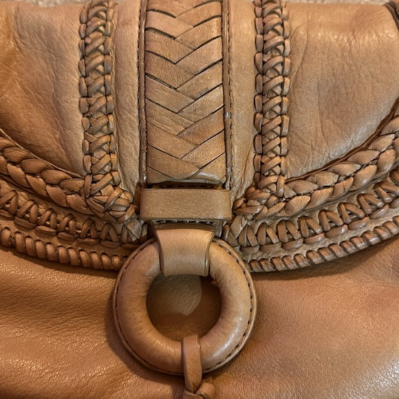 Banana Republic Shoulder Bag Tan Leather Woven Trip Magnetic Close - Picture 2 of 9